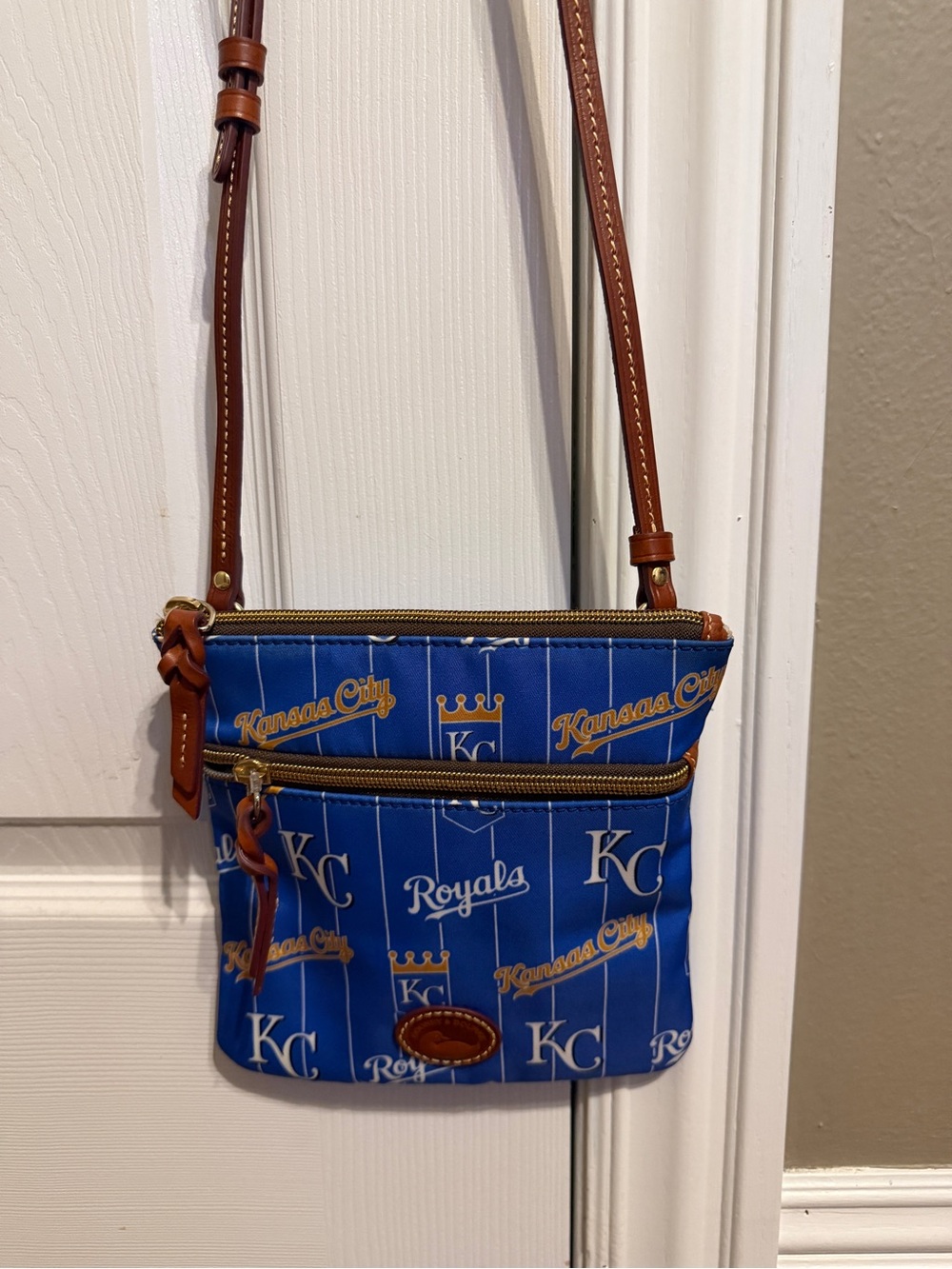 Dooney & Bourke Crossbody Kansas City Royals Bag